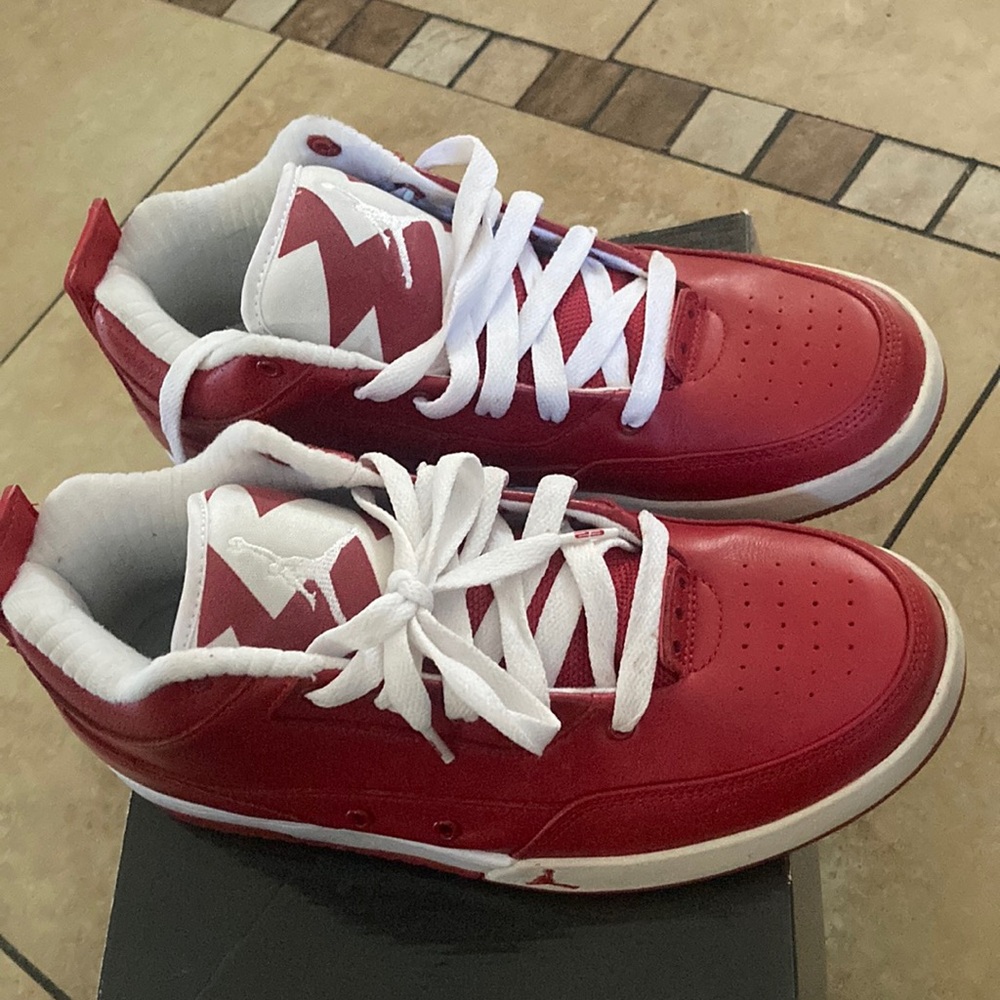 Jordan Shoes Size9